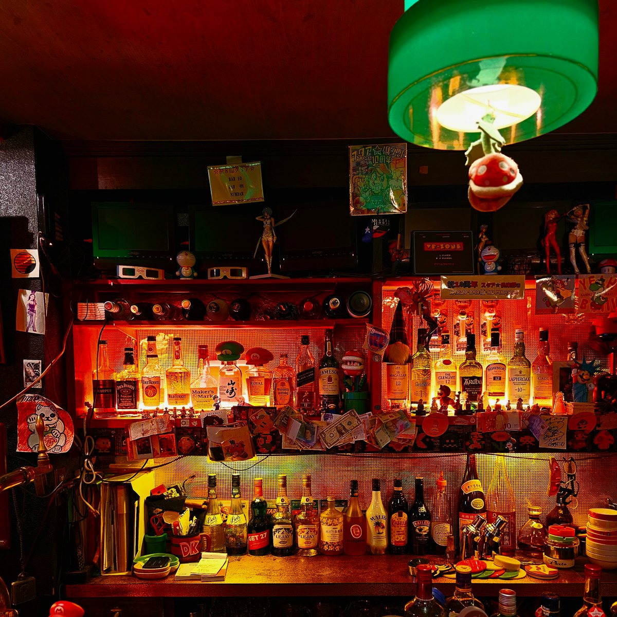 shot bar STAR CLUB 店内